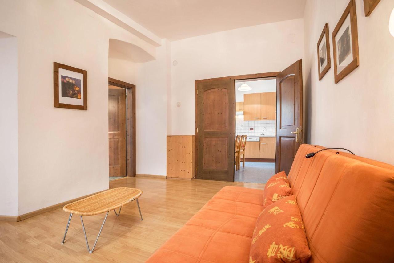 Residence Lena App 1 With Balcony Тенно Екстер'єр фото