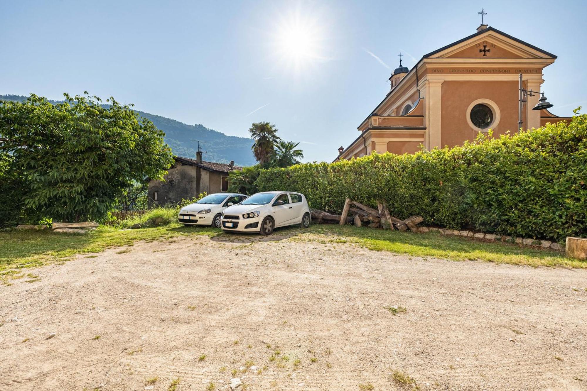 Residence Lena App 1 With Balcony Тенно Екстер'єр фото