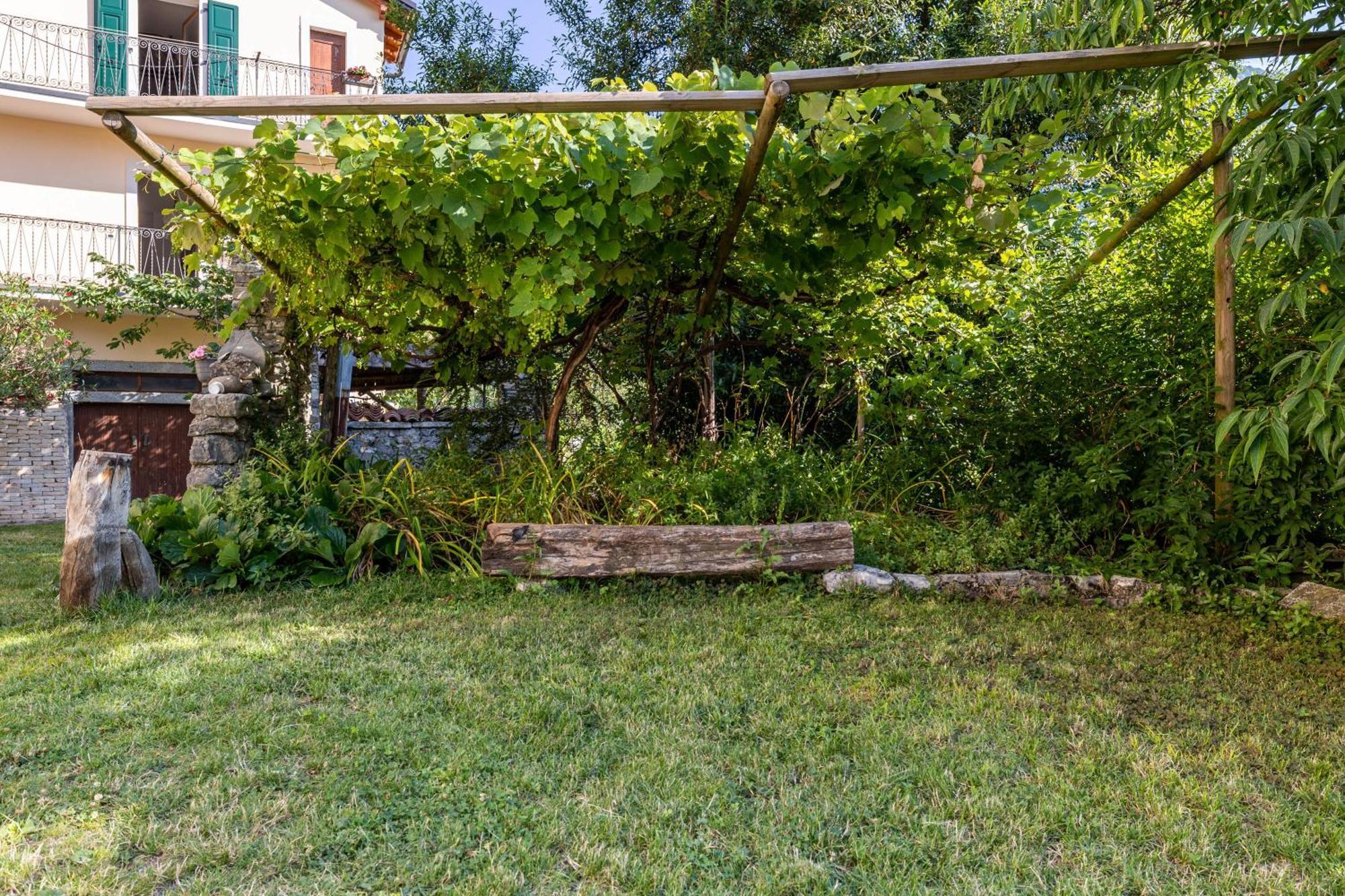 Residence Lena App 1 With Balcony Тенно Екстер'єр фото